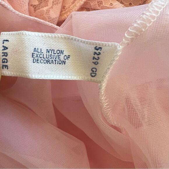 Vintage Warners Pastel Pink Lace and Chiffon Sheer Nightie Chemise Cover Up - Picture 8 of 8
